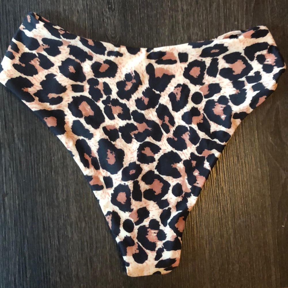 Leopard print bikini bottom